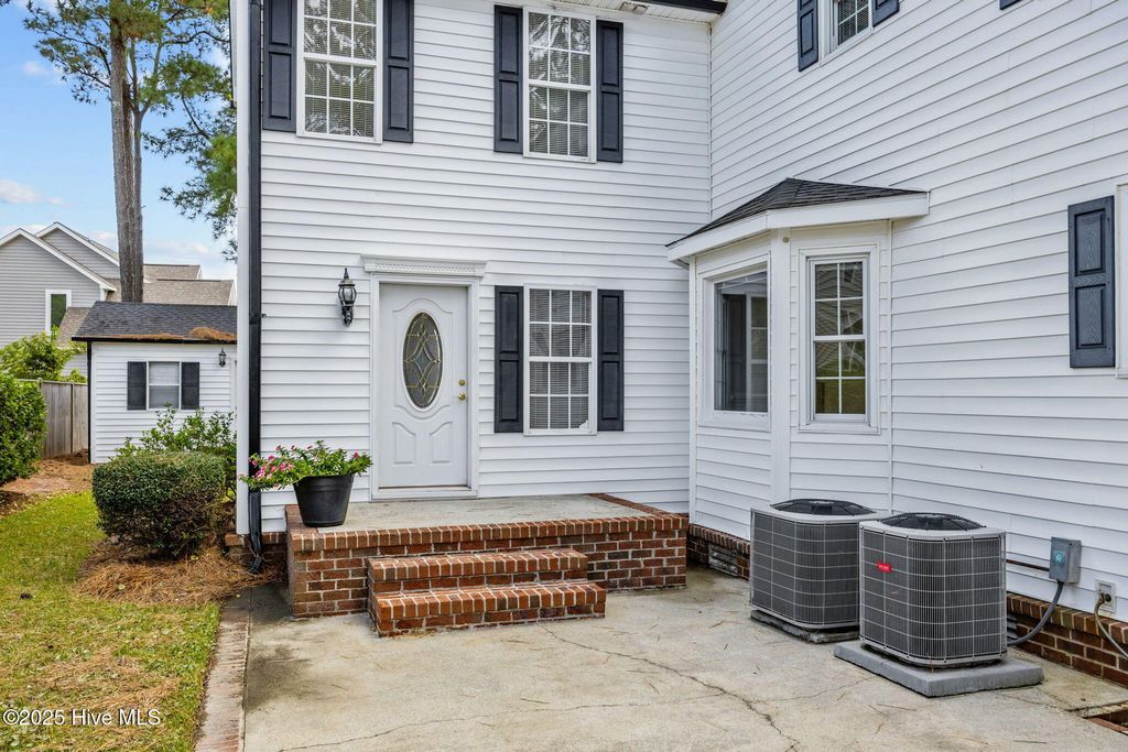 Photo of 265 Bay Run, Newport, NC 28570 (MLS # 100534322)