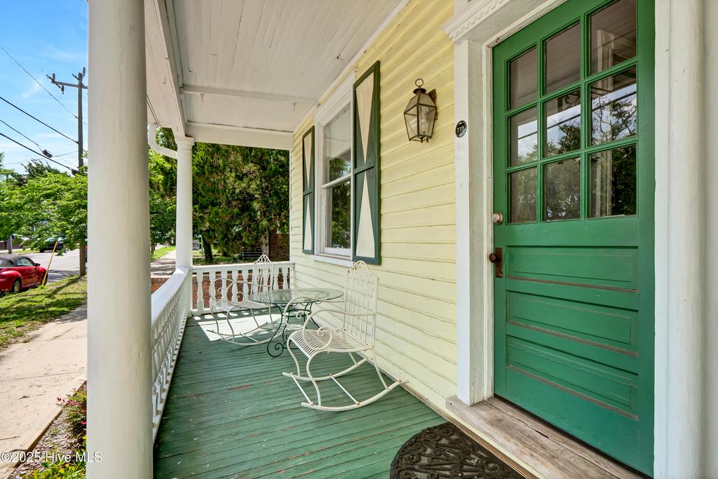 Photo of 729 Princess Street, Wilmington, NC 28401 (MLS # 100557757)