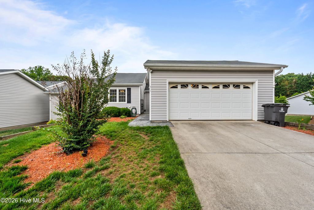 Photo of 511 Westpark Circle, Winston-Salem, NC 27103 (MLS # 100577050)