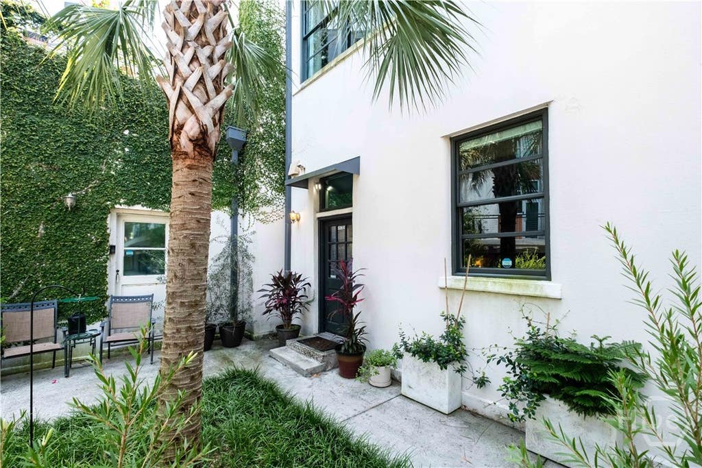 Photo of 528 Selma Street #B, Savannah, GA 31401 (MLS # SA363178)
