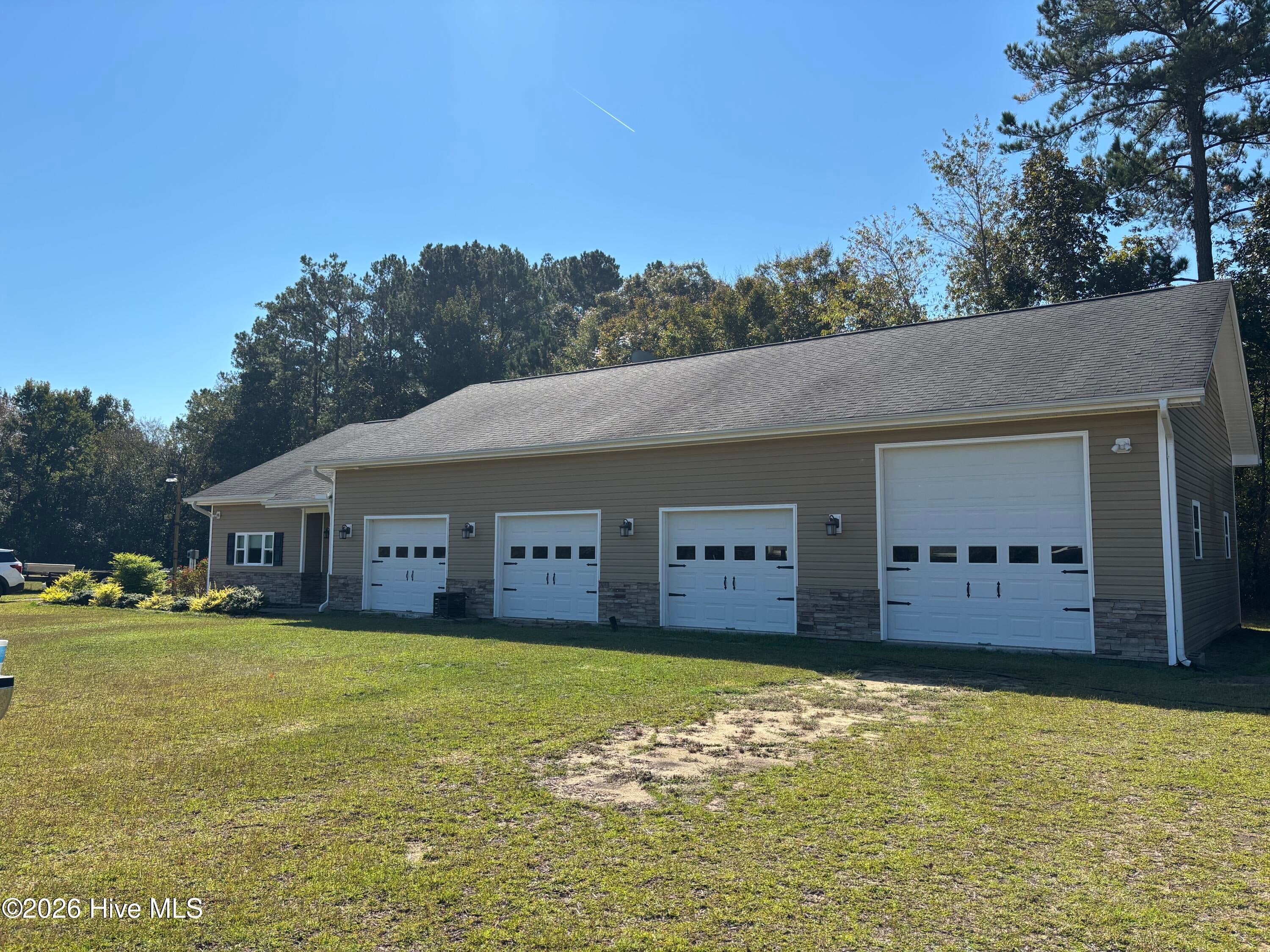 593 La Wane Lane