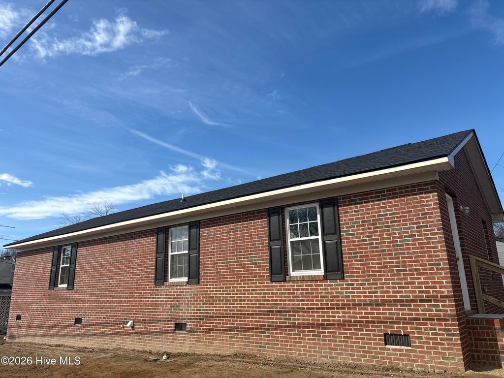 Photo of 917 Devereaux Street, Goldsboro, NC 27430 (MLS # 100555930)