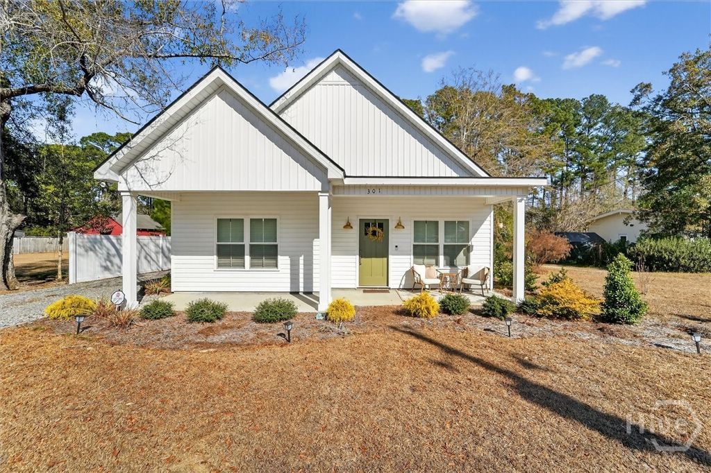 Photo of 301 S Ash Street, Springfield, GA 31329 (MLS # SA347592)