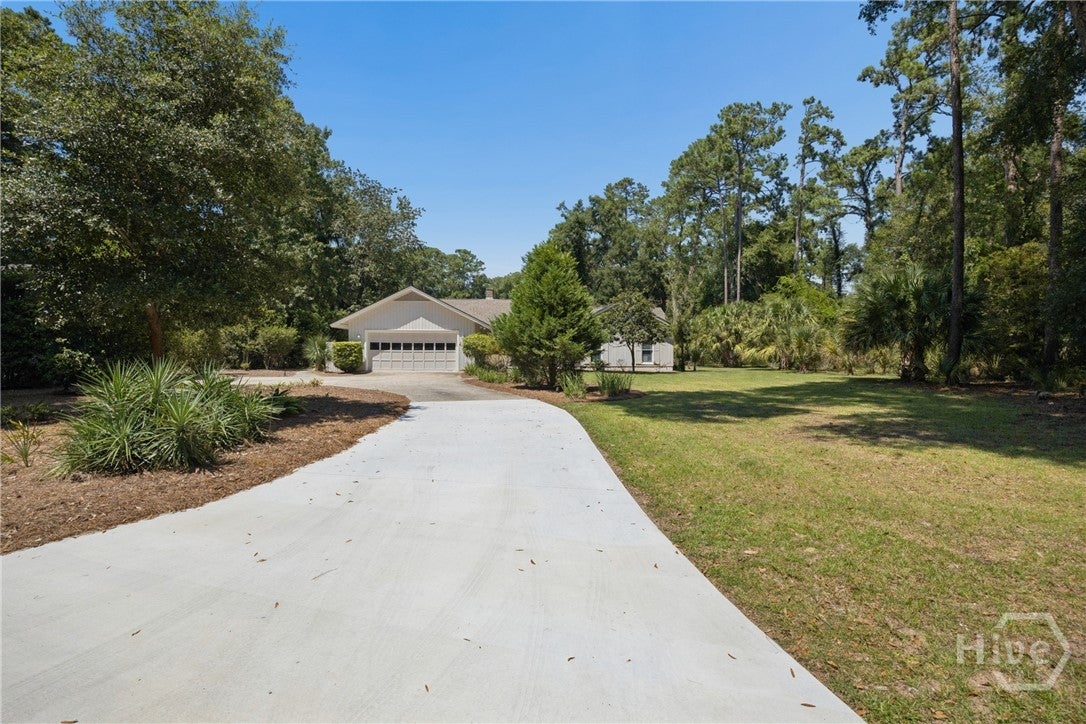 1 Brooks Lane