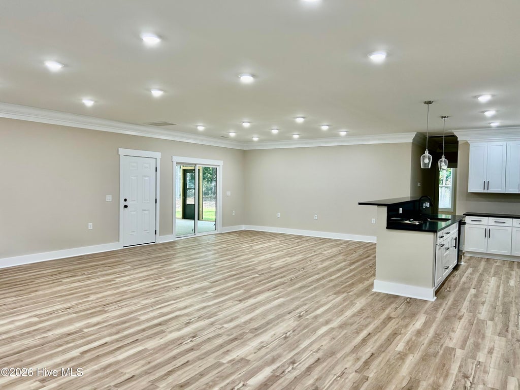 Photo of 1007 Heather Lane, Laurinburg, NC 28352 (MLS # 100607729)