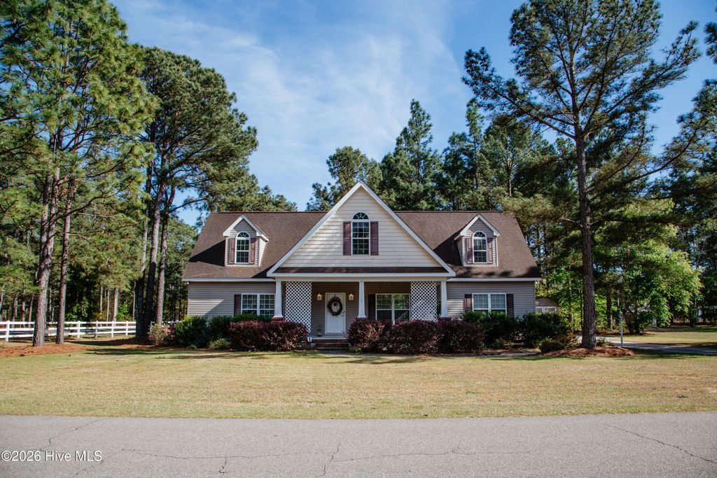 Photo of 115 Ashleigh Boulevard, Aberdeen, NC 28315 (MLS # 100530384)