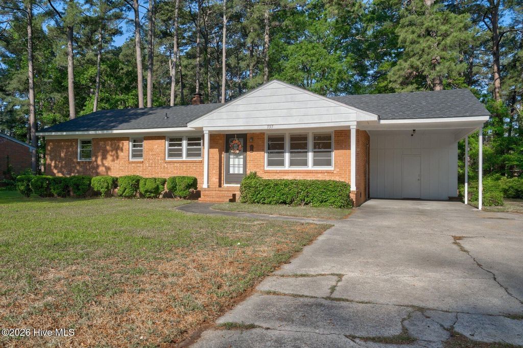 Photo of 737 W Haven Boulevard, Rocky Mount, NC 27803 (MLS # 100572168)