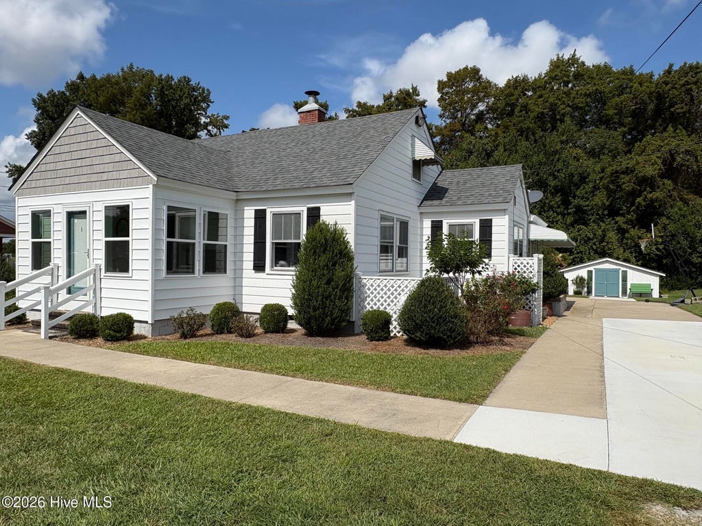 Photo of 1096 Us 17 Highway S, Elizabeth City, NC 27909 (MLS # 100608180)