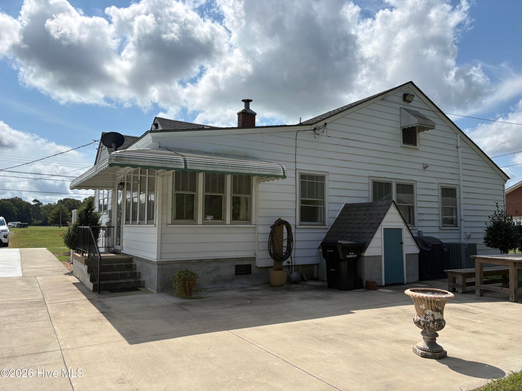 Photo of 1096 Us 17 Highway S, Elizabeth City, NC 27909 (MLS # 100608180)