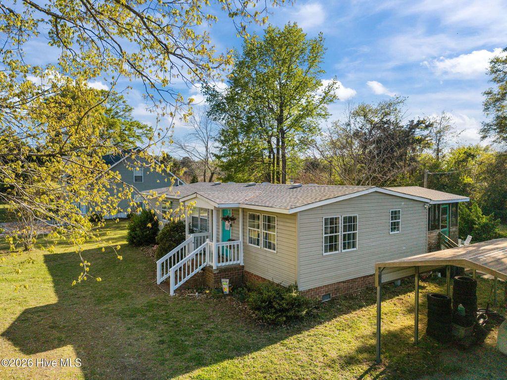 Photo of 2298 Tulls Creek Road, Moyock, NC 27958 (MLS # 100566269)