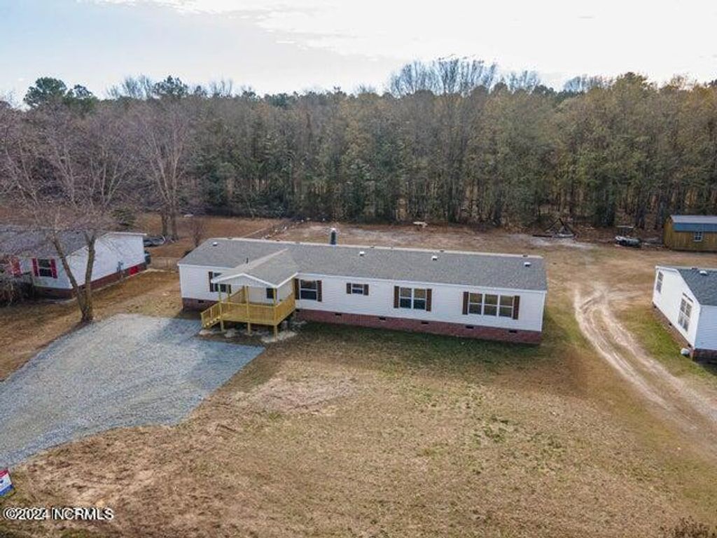 Photo of 123 Brandy Avenue, La Grange, NC 28551 (MLS # 100462715)
