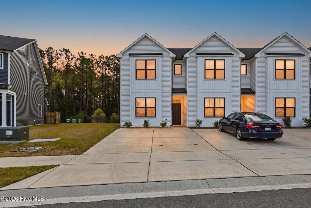 Photo of 8329 Paramount Point, Winnabow, NC 28479 (MLS # 100565820)