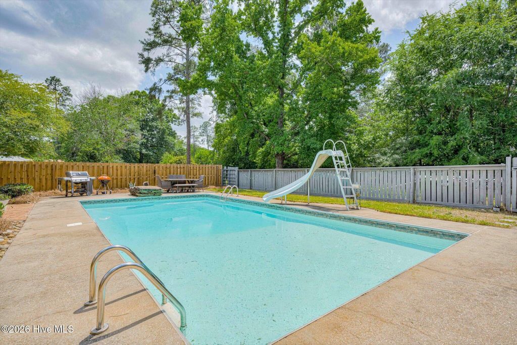 Photo of 113 Knollwood Trail, North Augusta, SC 29860 (MLS # 100575474)
