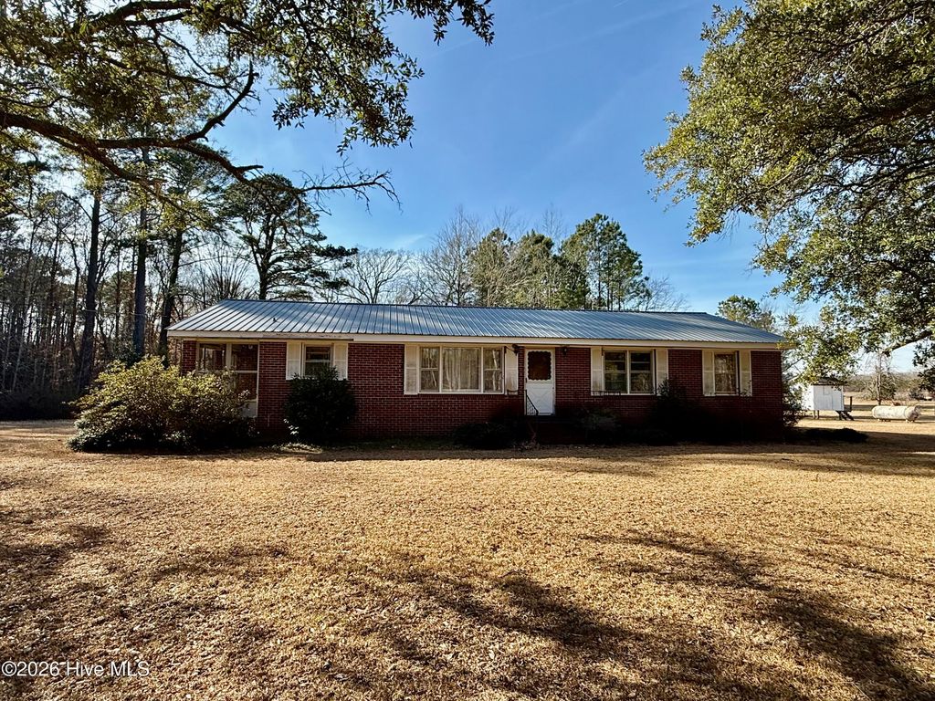 Photo of 115 Layton Road, Windsor, NC 27983 (MLS # 100547564)