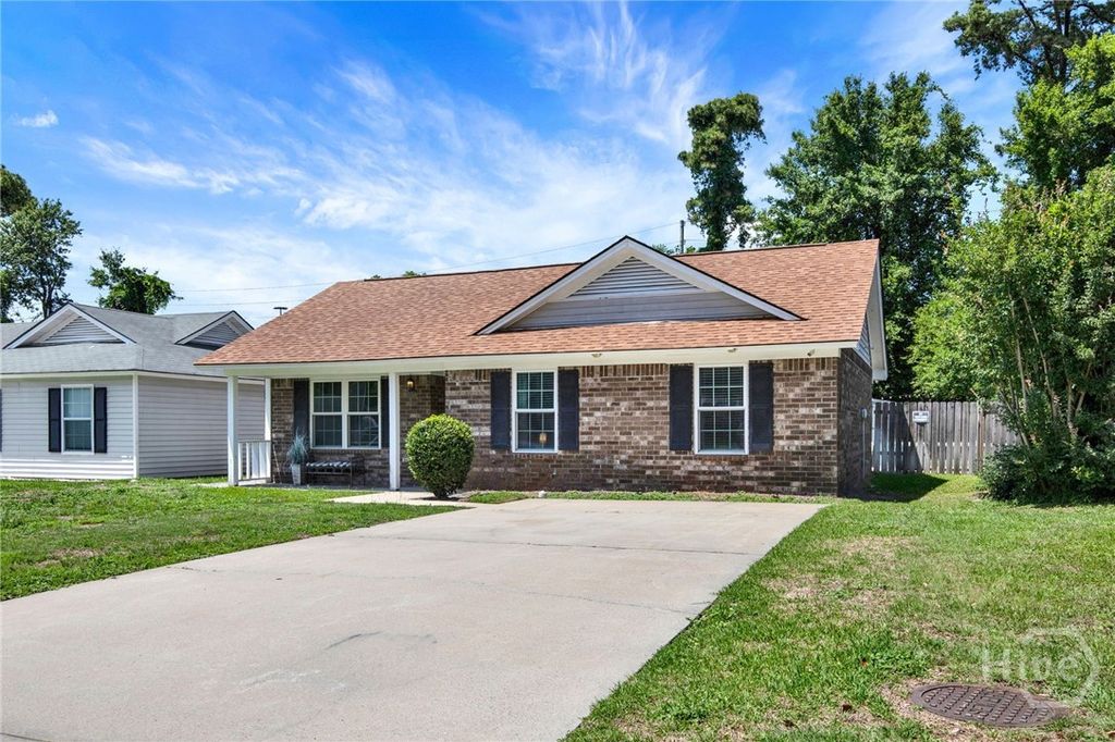Photo of 140 Ropemaker Lane, Savannah, GA 31410 (MLS # SA355984)