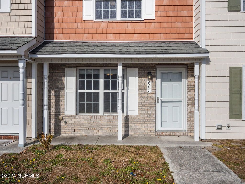 Photo of 603 Streamwood Drive, Jacksonville, NC 28546 (MLS # 100571347)