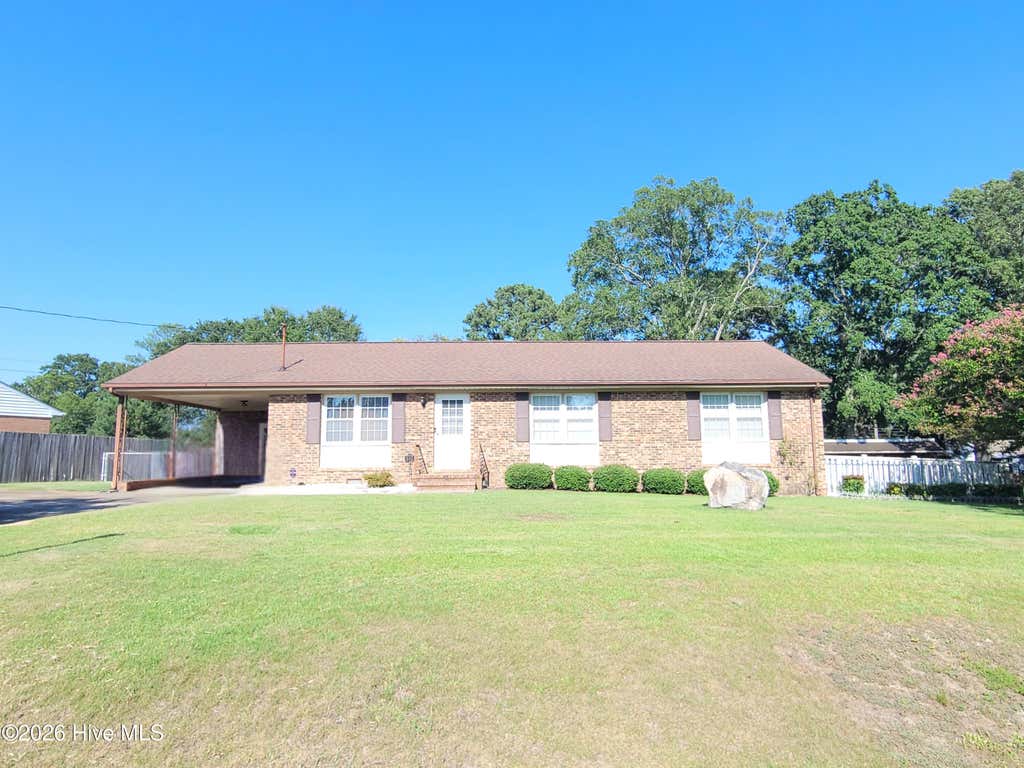 Photo of 212 Westwood Drive, Goldsboro, NC 27530 (MLS # 100598034)