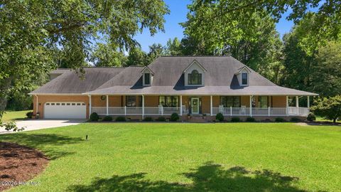 Homes For Sale - 215 Edgebrook Drive<br/> Pikeville, NC 27863
