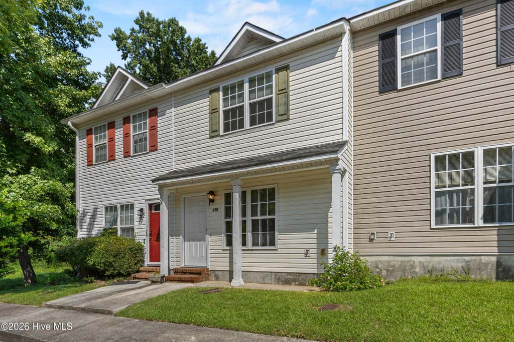 Photo of 370 Bracken Place, Jacksonville, NC 28540 (MLS # 100599082)