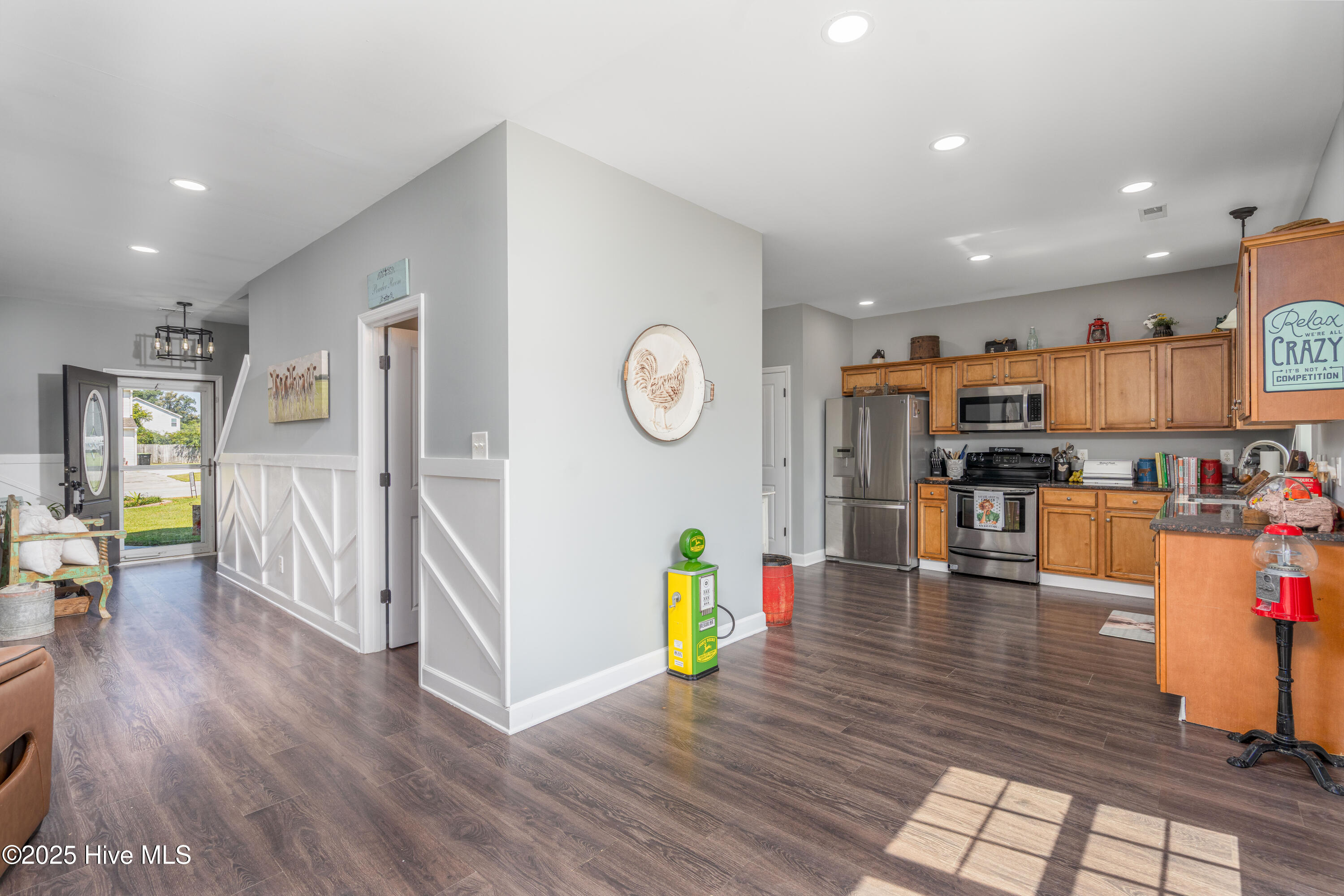 107 Woods Run Circle