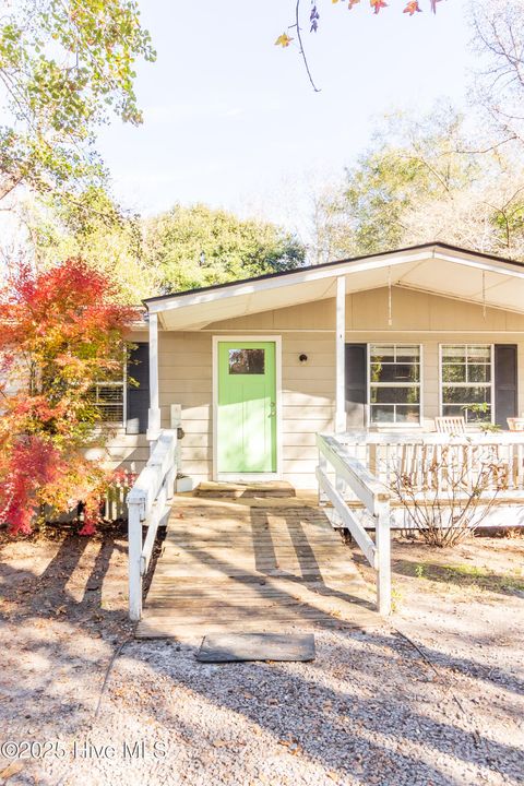 Tiny photo for 312 Peanut Road, Hampstead, NC 28443 (MLS # 100545695)