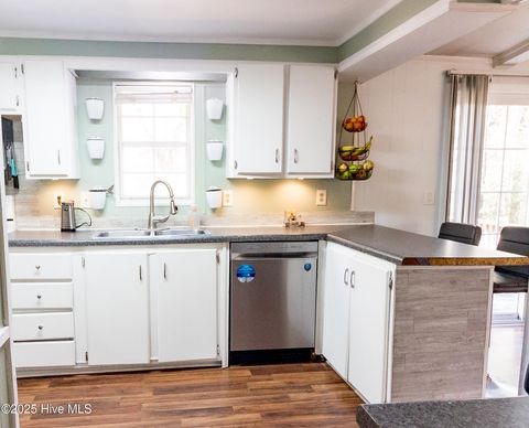 Tiny photo for 312 Peanut Road, Hampstead, NC 28443 (MLS # 100545695)