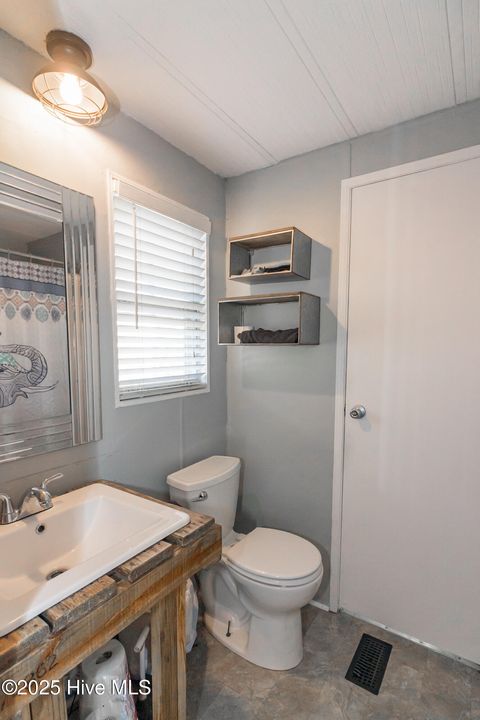 Tiny photo for 312 Peanut Road, Hampstead, NC 28443 (MLS # 100545695)