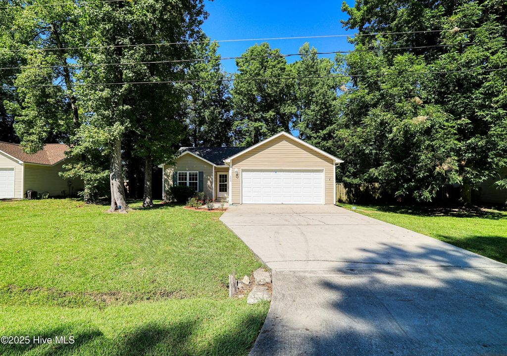 Photo of 103 Shearin Hills Drive, Castle Hayne, NC 28429 (MLS # 100523665)