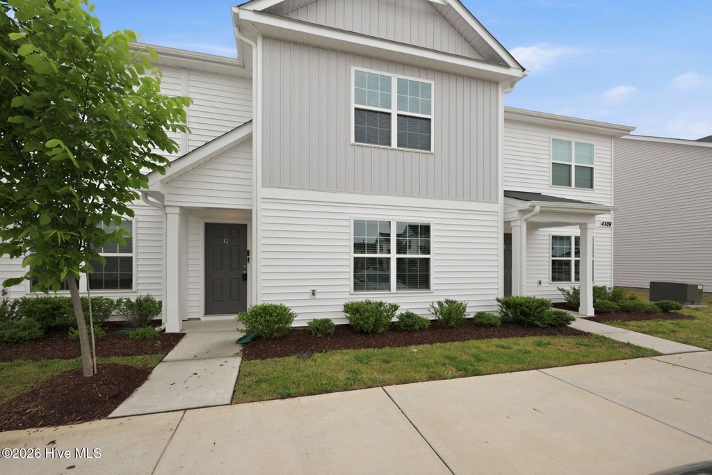 Photo of 4109 Laurel Ridge Drive, Greenville, NC 27834 (MLS # 100571588)