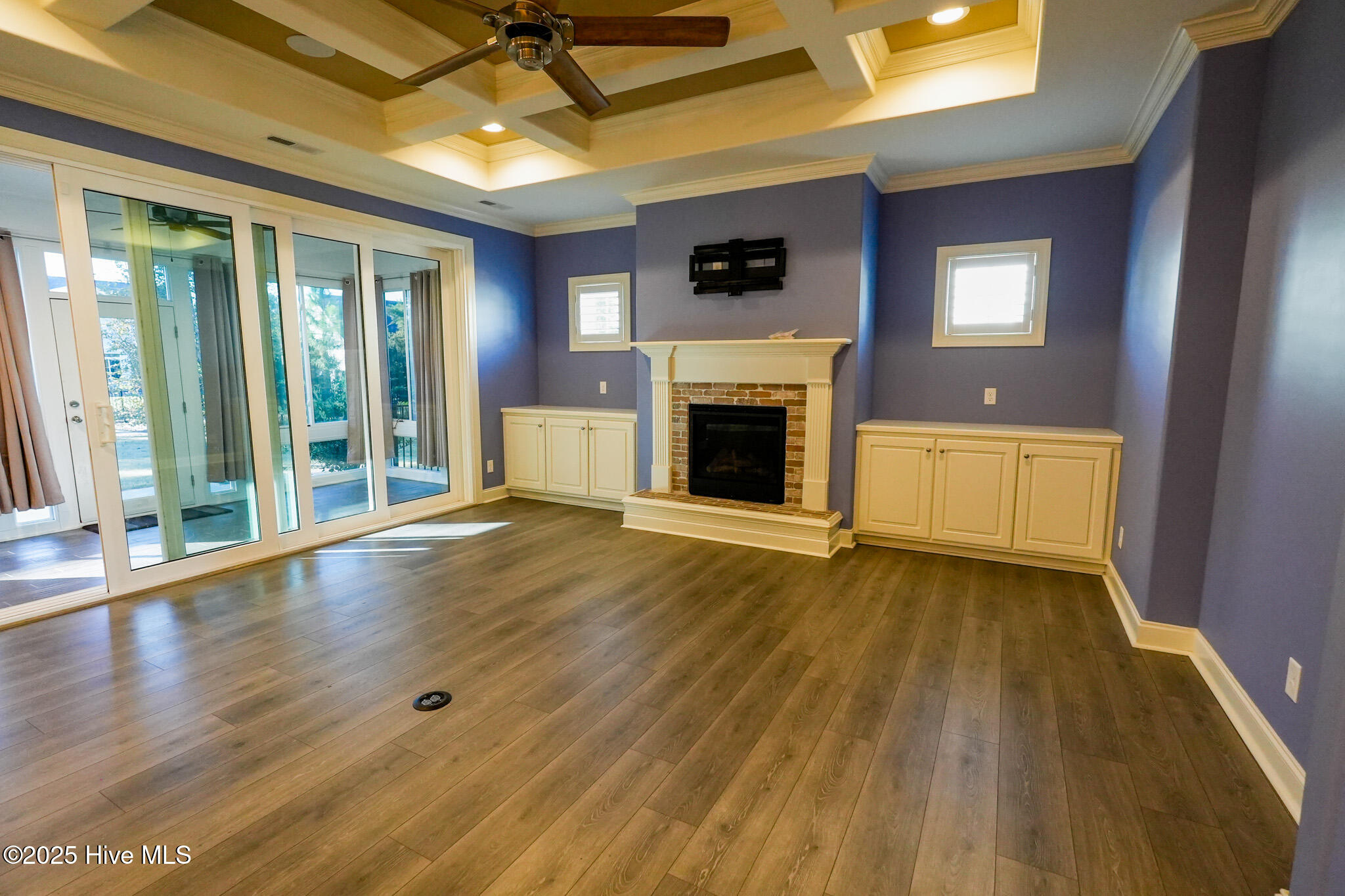 8567 Safflower Way NE