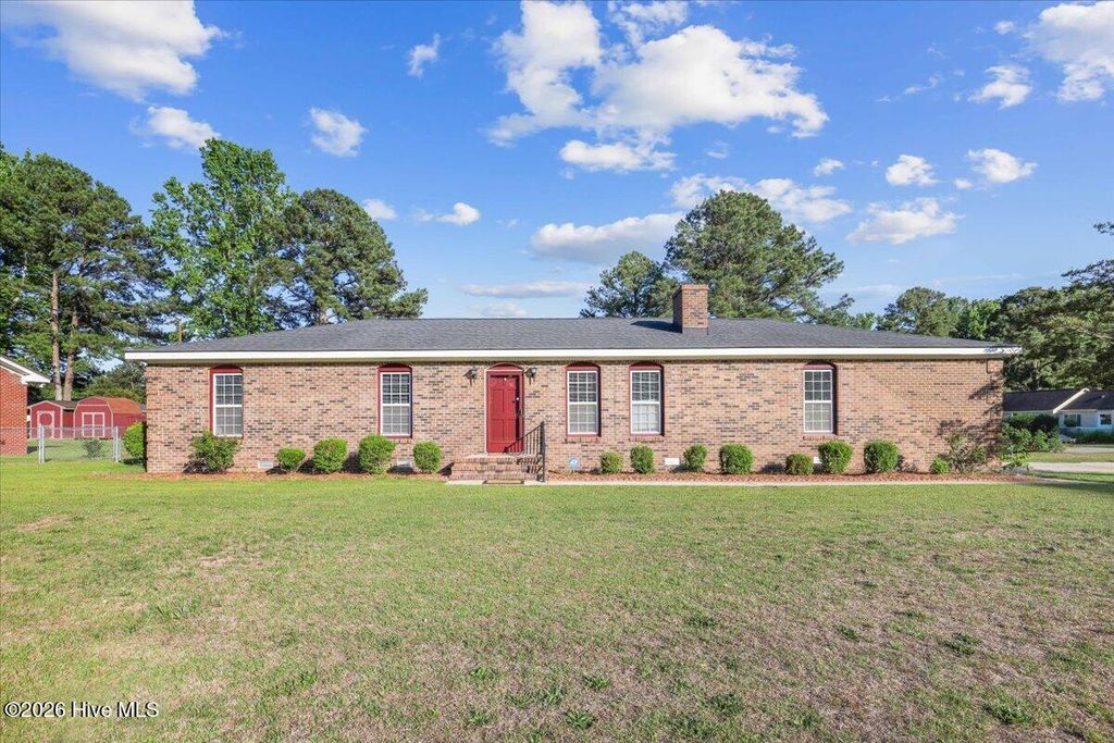 Photo of 101 Waters Circle, Goldsboro, NC 27534 (MLS # 100573985)