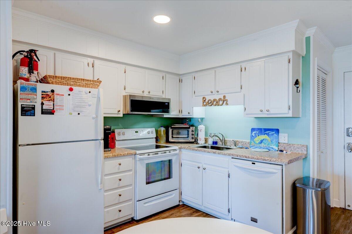 2008 E Ft Macon Road E14