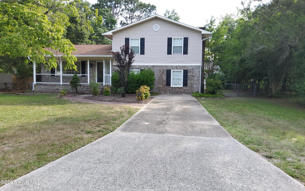 Photo of 210 Spartan Road, Wilmington, NC 28405 (MLS # 100585238)