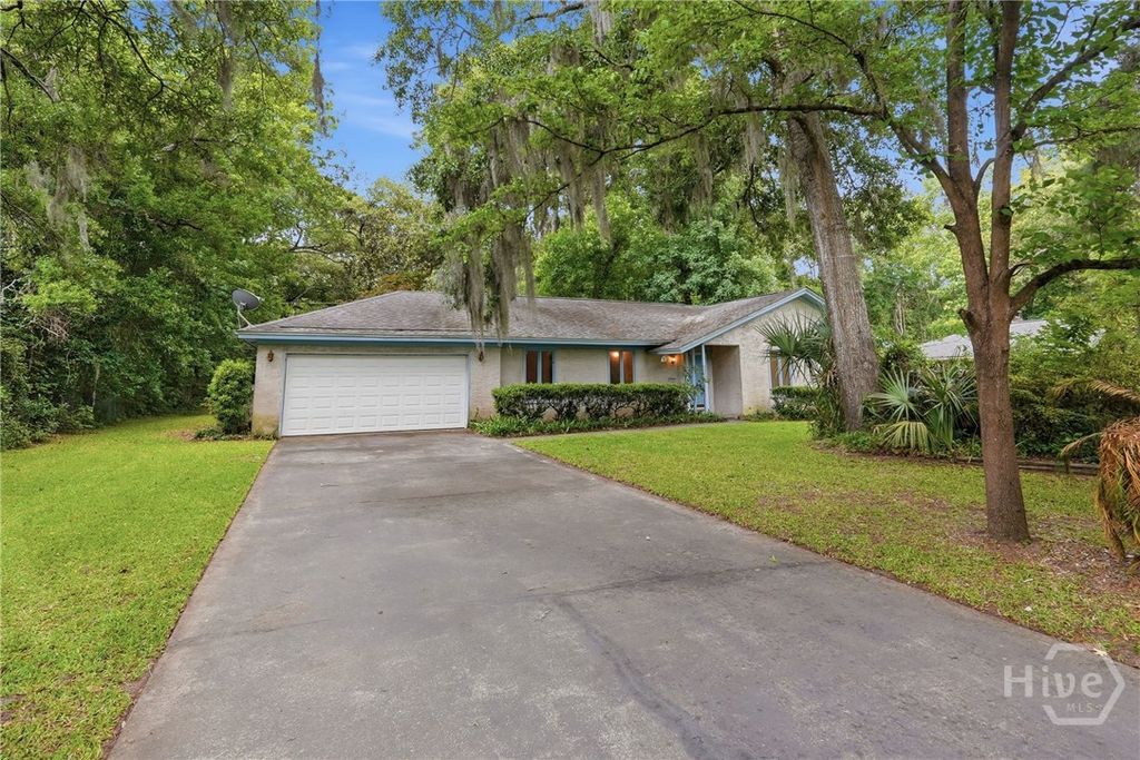 Photo of 616 Suncrest Boulevard, Savannah, GA 31410 (MLS # SA355582)