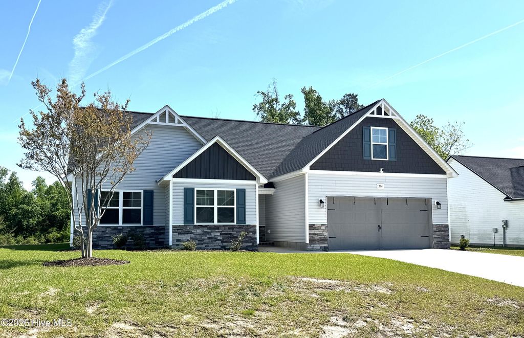Photo of 514 Isaac Branch Drive, Jacksonville, NC 28546 (MLS # 100586600)