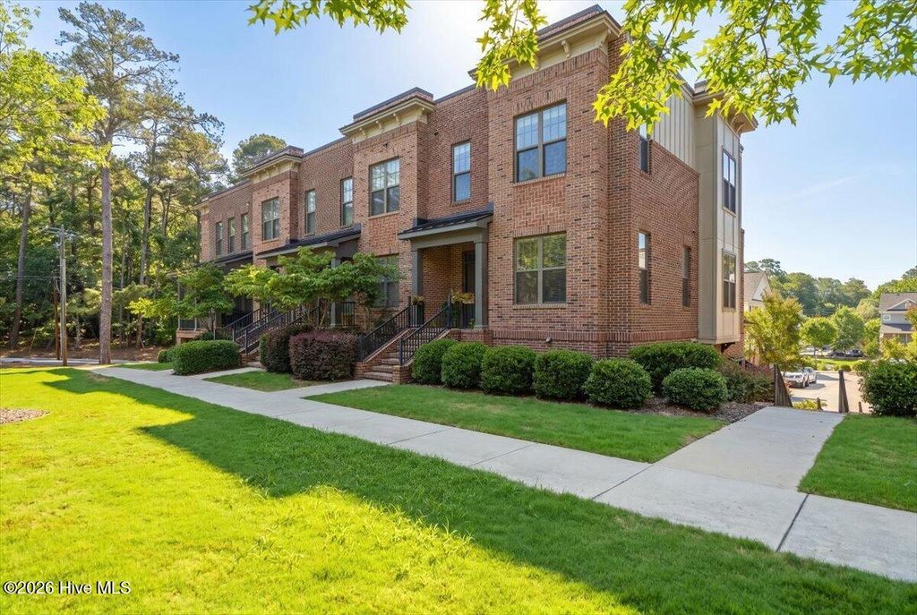 Photo of 21 Brownstone Lane, Southern Pines, NC 28387 (MLS # 100577417)
