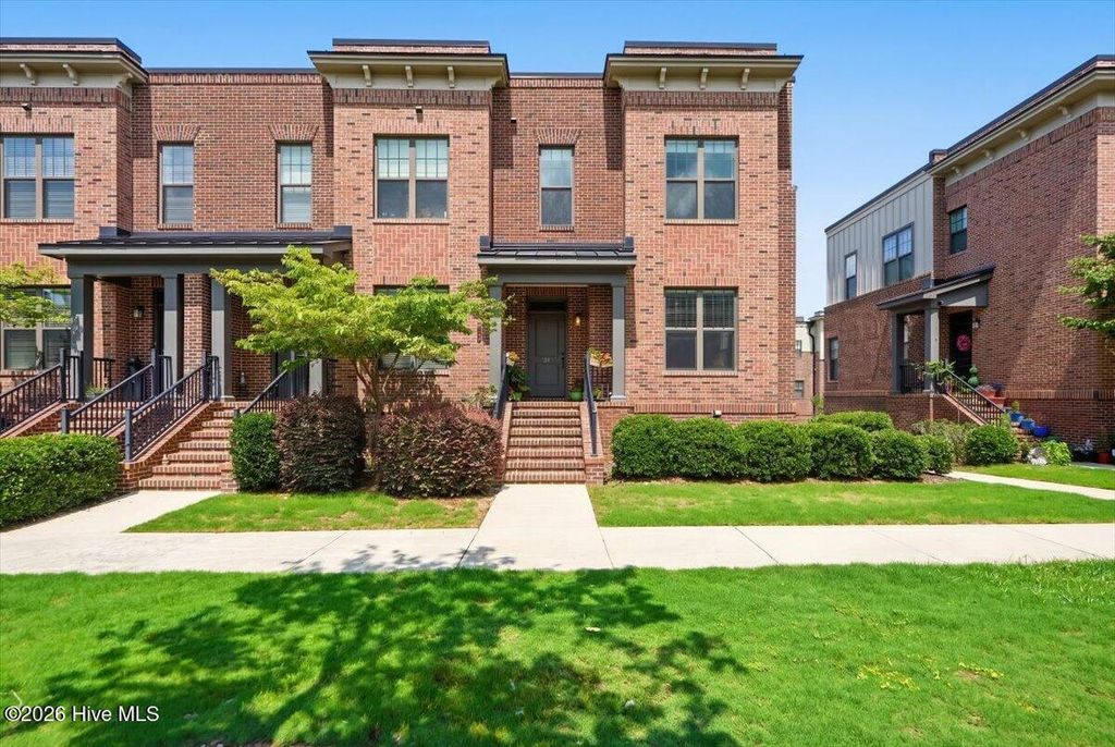 Photo of 21 Brownstone Lane, Southern Pines, NC 28387 (MLS # 100577417)