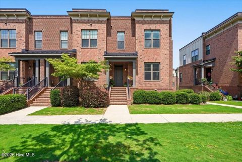 Condo For Sale - 21 Brownstone Lane<br/> Southern Pines, NC 28387