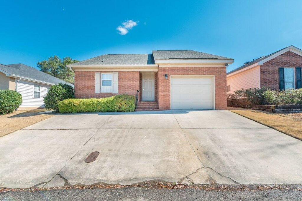 Photo of 1217 Kendal Court, Augusta, GA 30907 (MLS # 552532)