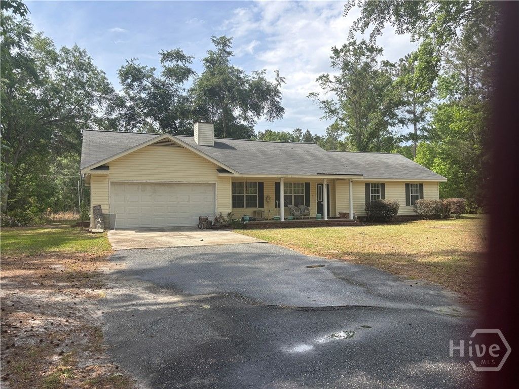 Photo of 239 Magnolia Place, Guyton, GA 31312 (MLS # SA354645)