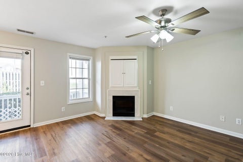 Tiny photo for 709 Summertime Lane #C, Wilmington, NC 28405 (MLS # 100603146)