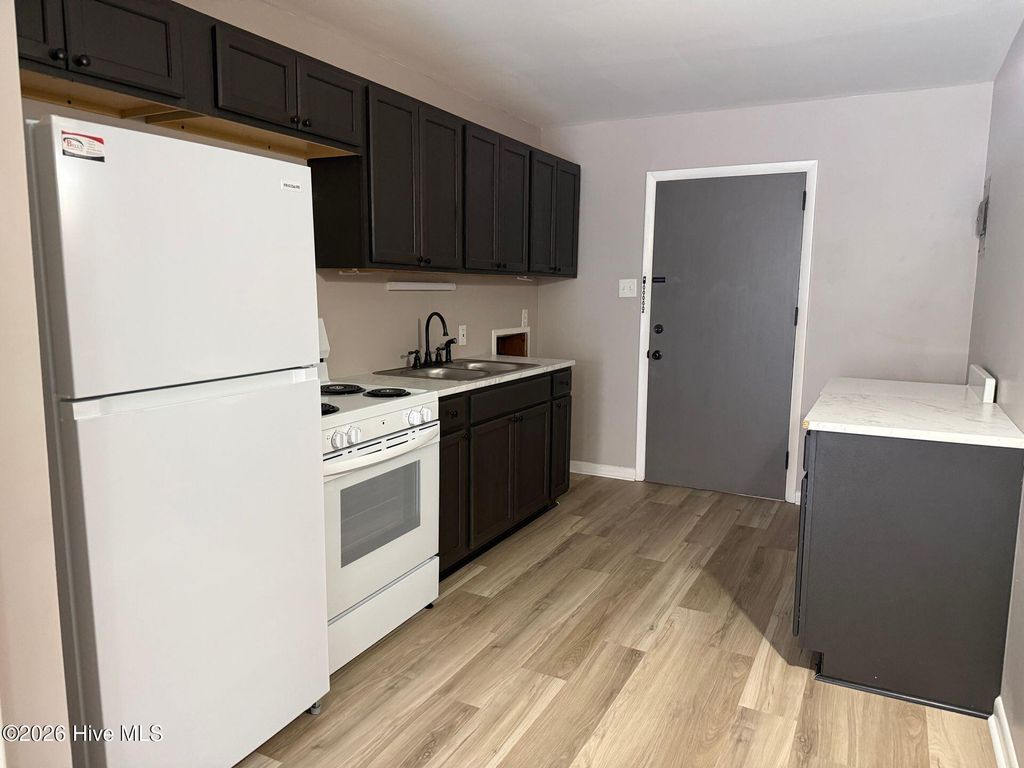 Photo of 312 Roosevelt Road #B, Jacksonville, NC 28540 (MLS # 100567952)