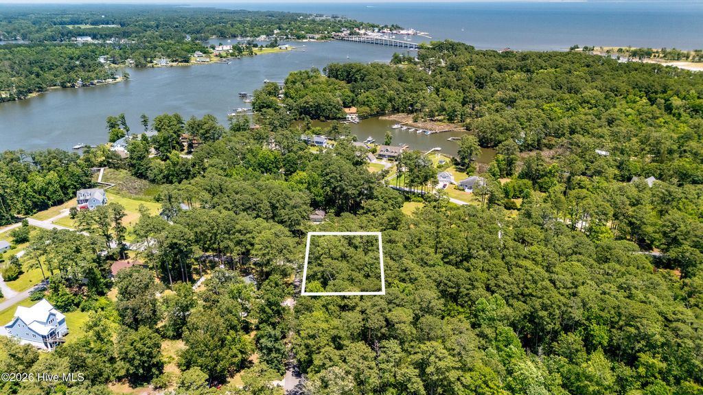 Photo of 40014003 Schooner Circle, Oriental, NC 28571 (MLS # 100583265)