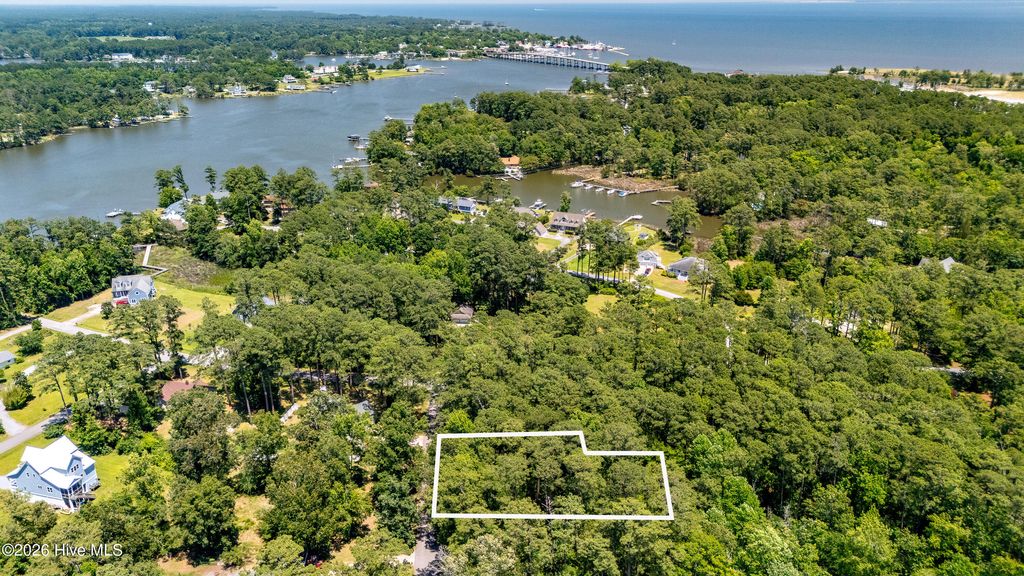 Photo of 40014003 Schooner Circle, Oriental, NC 28571 (MLS # 100583265)