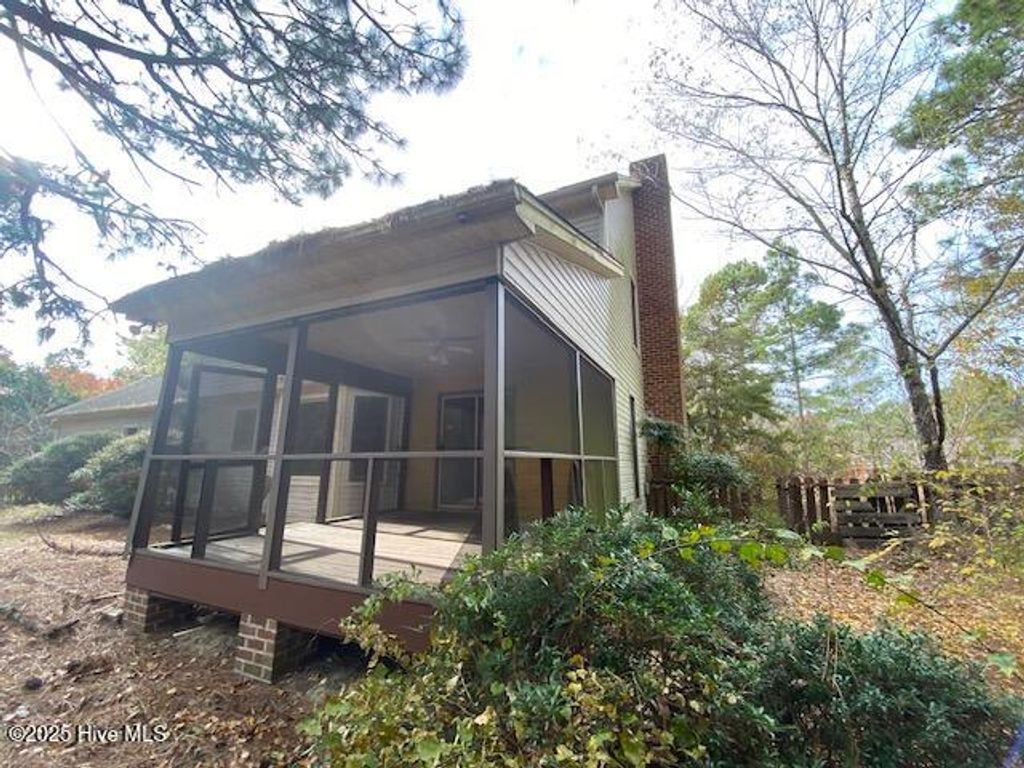 Photo of 312 Edinboro Drive, Southern Pines, NC 28387 (MLS # 100545295)