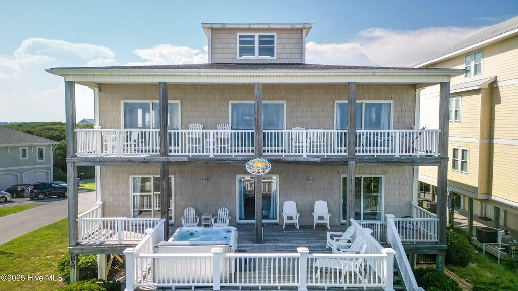 Photo of 98 Oleander Court, Surf City, NC 28445 (MLS # 100524834)