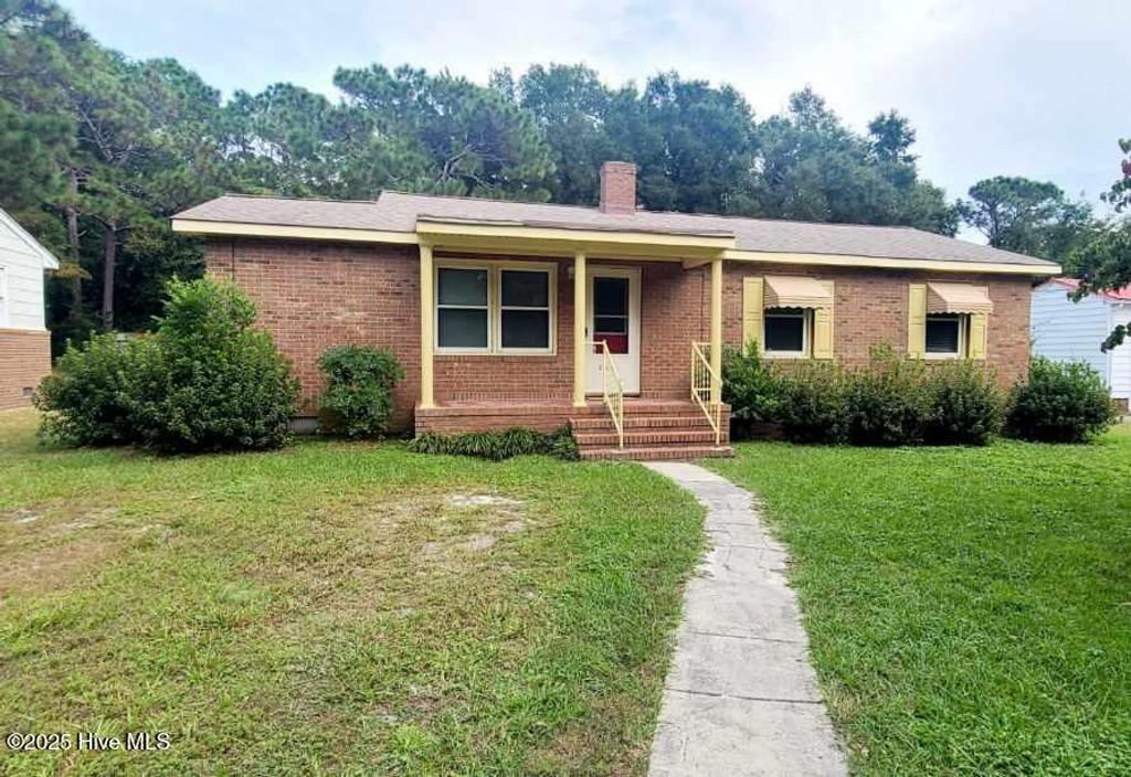 Photo of 234 Oakcrest Drive, Wilmington, NC 28403 (MLS # 100556311)