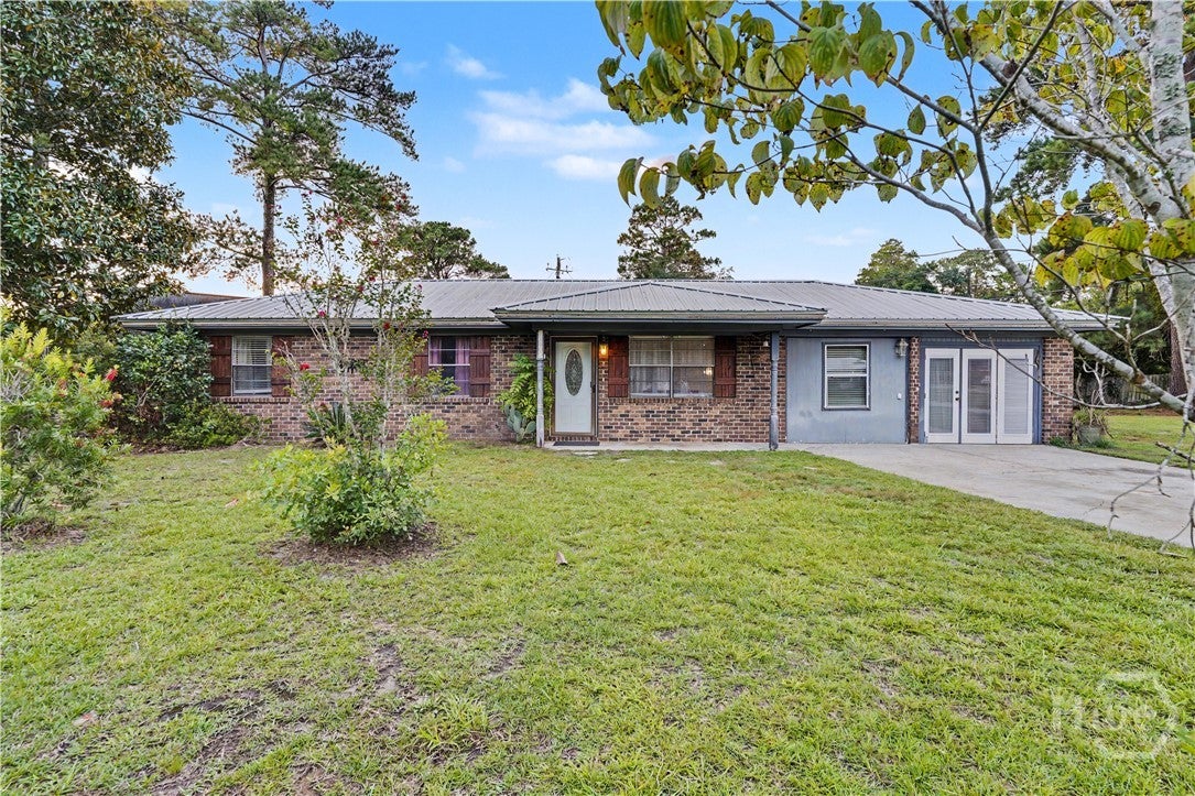 200 Melrose Place