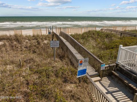 Tiny photo for 18 Sailview Drive, North Topsail Beach, NC 28460 (MLS # 100568549)