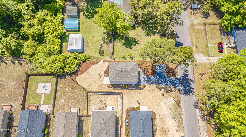 Photo of 513 S Henley Street, Southern Pines, NC 28387 (MLS # 100545870)